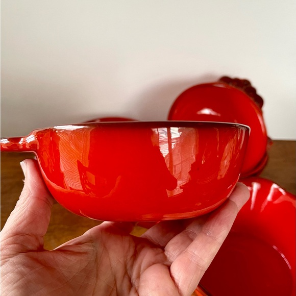 Metlox Poppytrail Red Rooster Vernon Set 4 Open Soup Server/Bowls and Gravy Boat - Picture 3 of 10